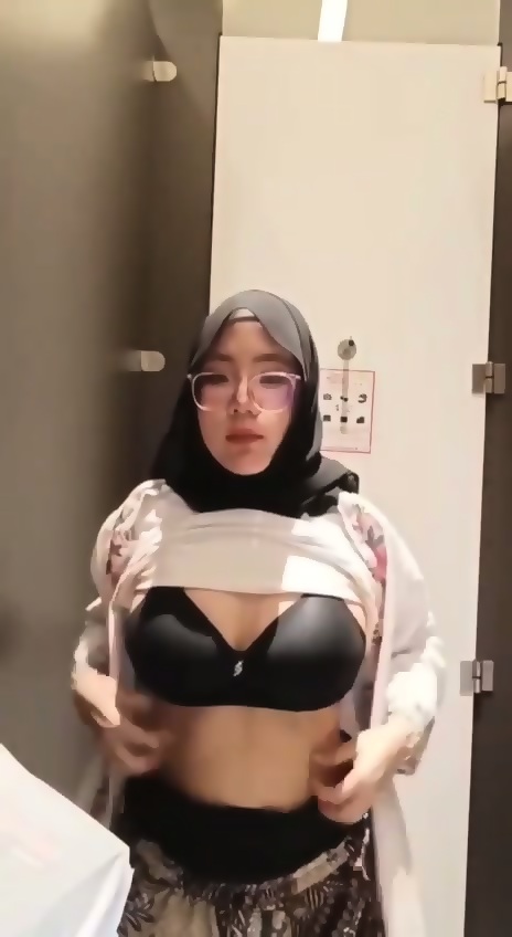 Viral Bocil Jilbab Viral Gelora Membara Di Balik Kaca Who Loves Full Version?